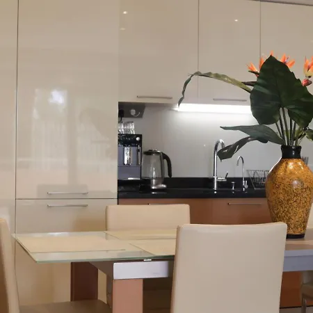Lejlighed Chic & Modern 2 Bed In With Pool Access & Beach Proximity