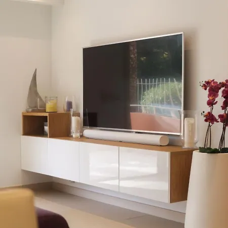 דירה Chic & Modern 2 Bed In With Pool Access & Beach Proximity