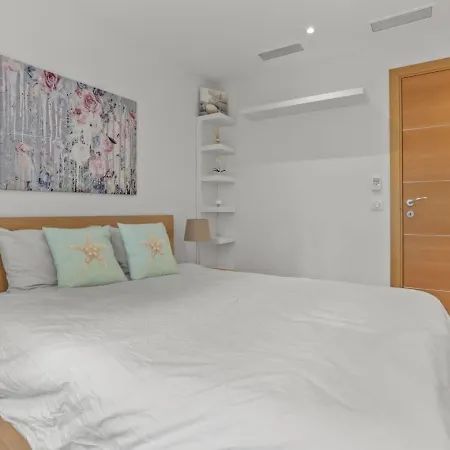 Chic & Modern 2 Bed In With Pool Access & Beach Proximity Lejlighed Théoule-sur-Mer